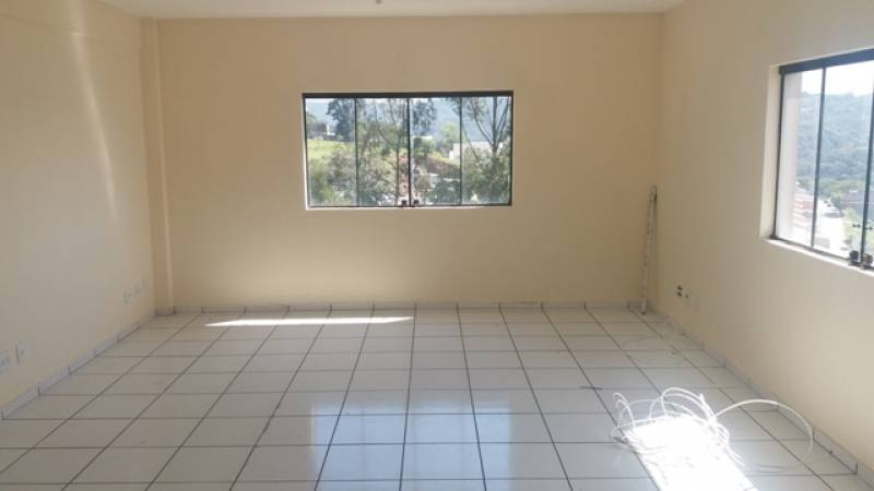Sala Comercial em Cotia/SP