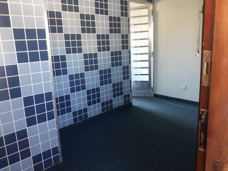 SALA NO CALÇADÃO-CENTRO-30mts!!!