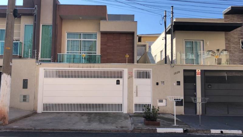 Casa com 3 dormitórios no Portal dos Ipês (Polvilho) - Cajamar - SP