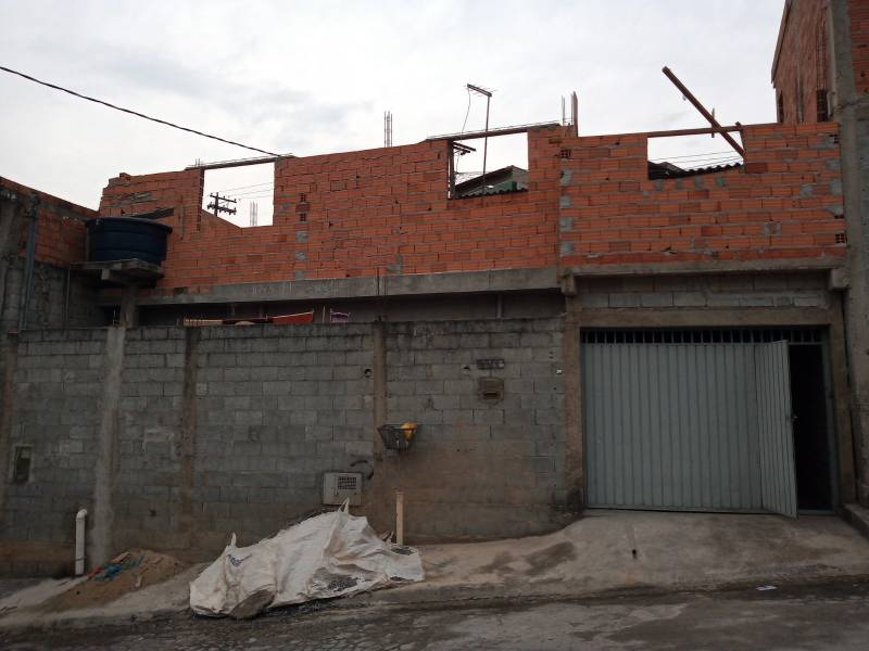 Casa a venda em Itaquaquecetuba