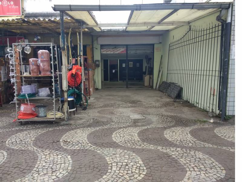 Loja de rua para alugar, centro de Bangu, com anexo, 100 m²