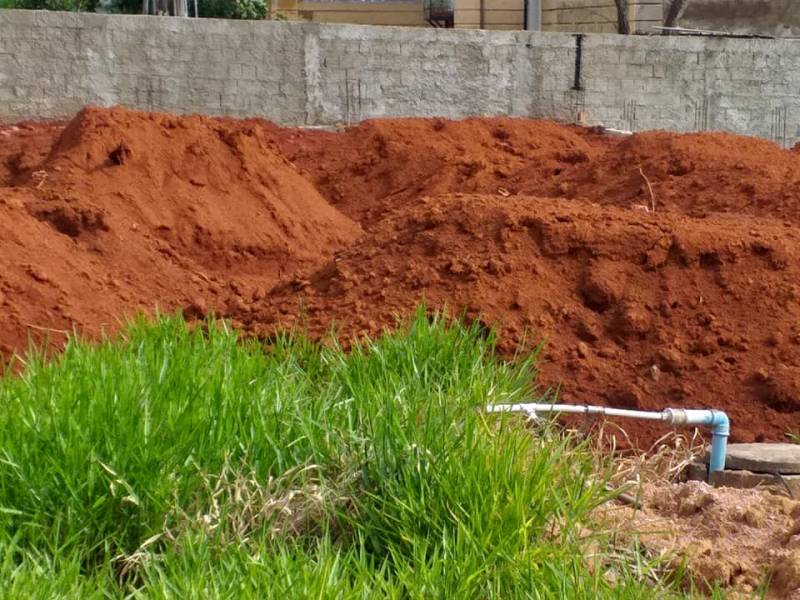 Vendo um Lt de 400m2 em Cond Fechado na MI 13