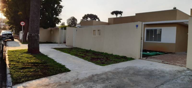 Casas 2 e 3 dorms - Costeira/Araucária/PR