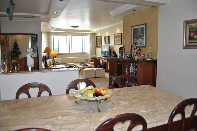 Apartamento próx metro Ana rosacom 03 dorms, 01 suite; 137 m2; lazer esegurançacompletos