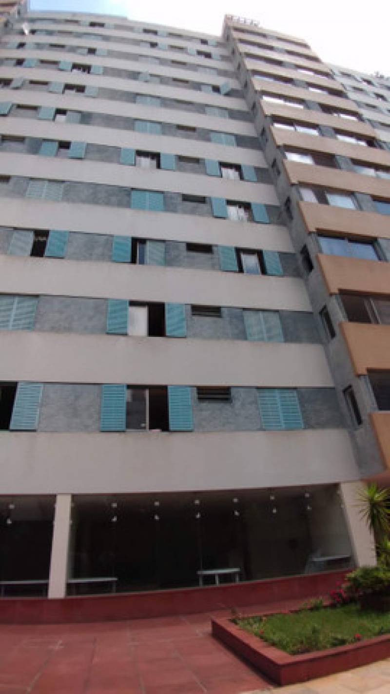 Excelente Apartamento com 3 suítes em Pinheiros