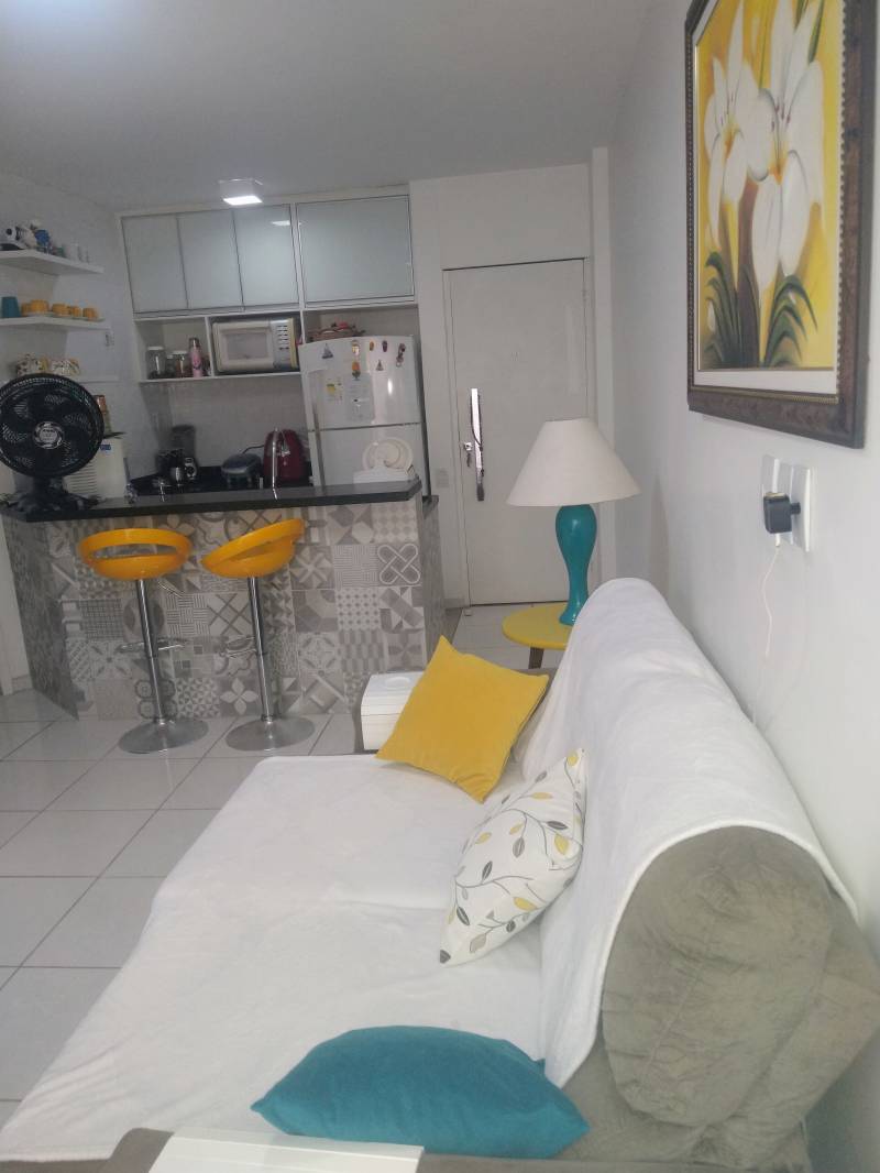 Flat reformado e mobiliado