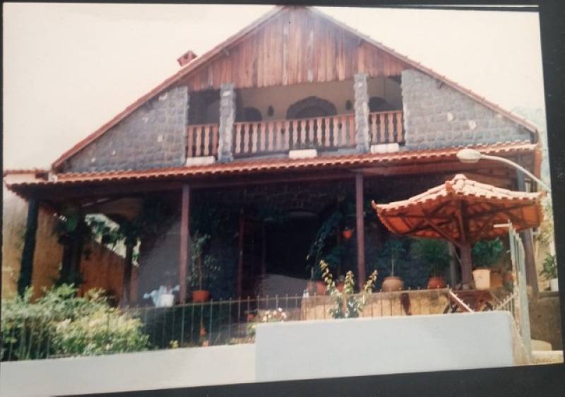 Oportunidade Casa em Vassouras 3º melhor clima do mundo