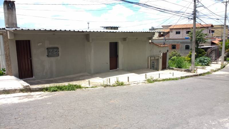 Lote com 3 barracões de Luguel no Dom Bosco