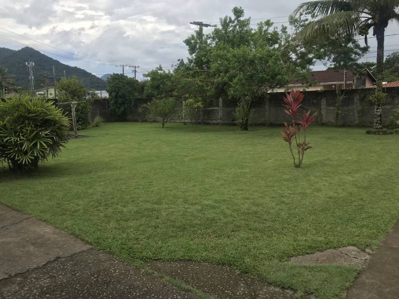 Casa térrea Ubatuba