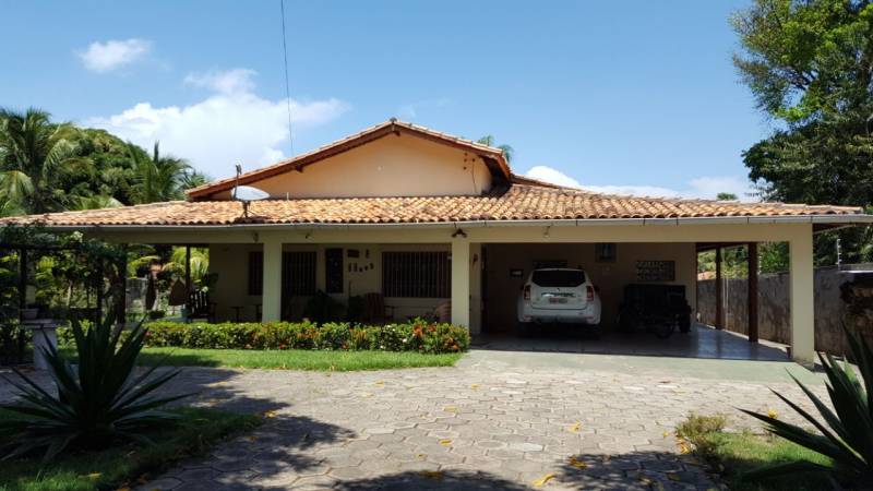 CASA EM SALVATERRA-PARÁ