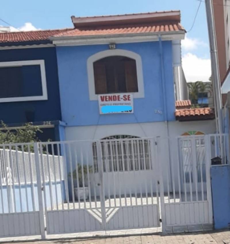 Casa de cômodos grandes 