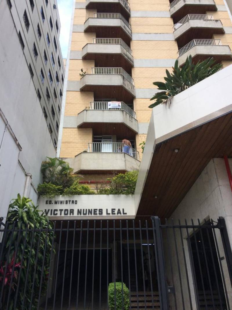 Apto de 01 quarto no centro de Juiz de Fora
