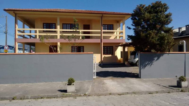 Casa Comercial e Residencial 