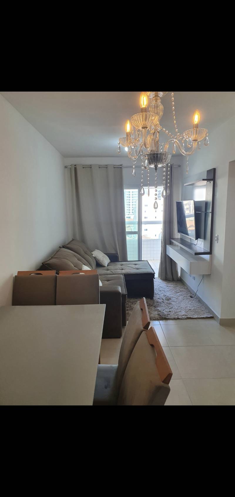 Apartamento 200m da praia com varanda e móveis 