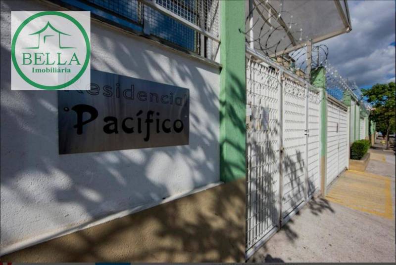 Apartamento Espaçoso e bonito em av tranquila 