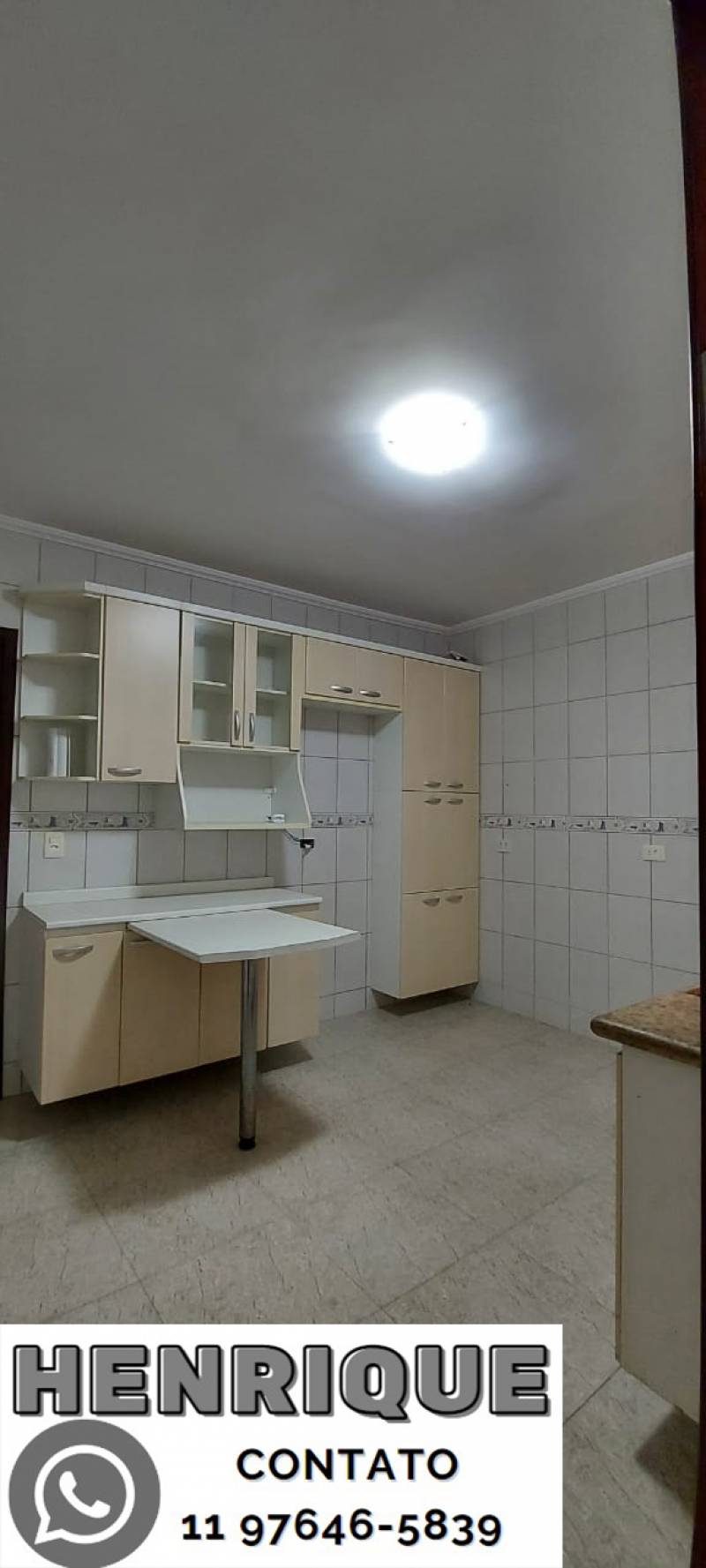Sobrado em condomínio com 3 quartos,3 banheiros em Guarulhos