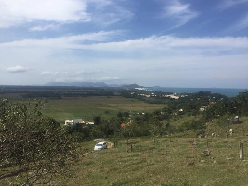 Terreno Vista Mar a 1.500 metros da praia da Gamboa - Garopaba/SC