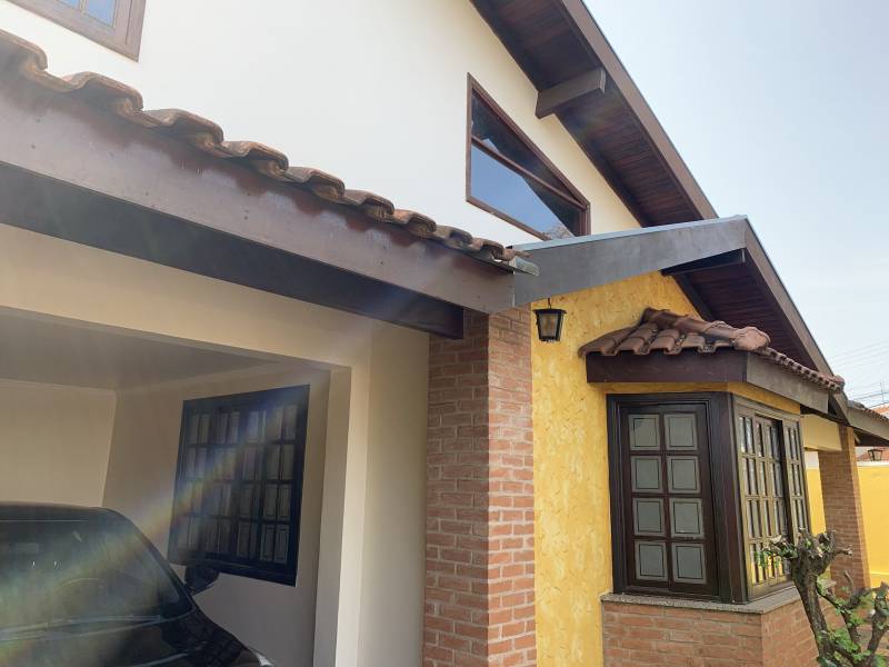 Casa 3 dormitórios 