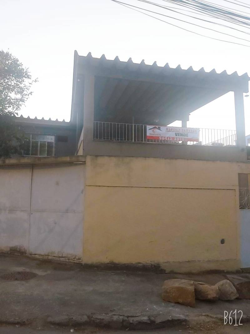 Espaçoso imóvel no Parque Leopoldina