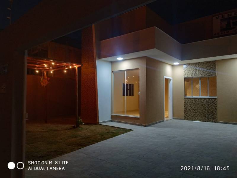 VENDE-SE CASA NOVA - 82,06M2 - TERRRENO 200M2