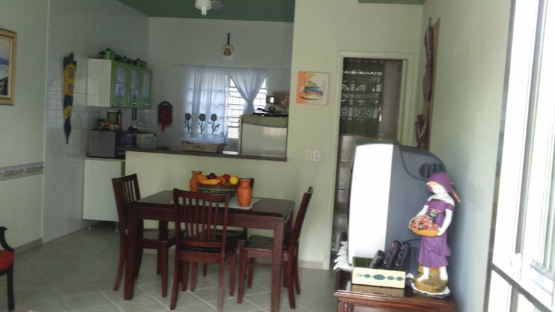 Casa em Condomínio a 200 metros da Praia