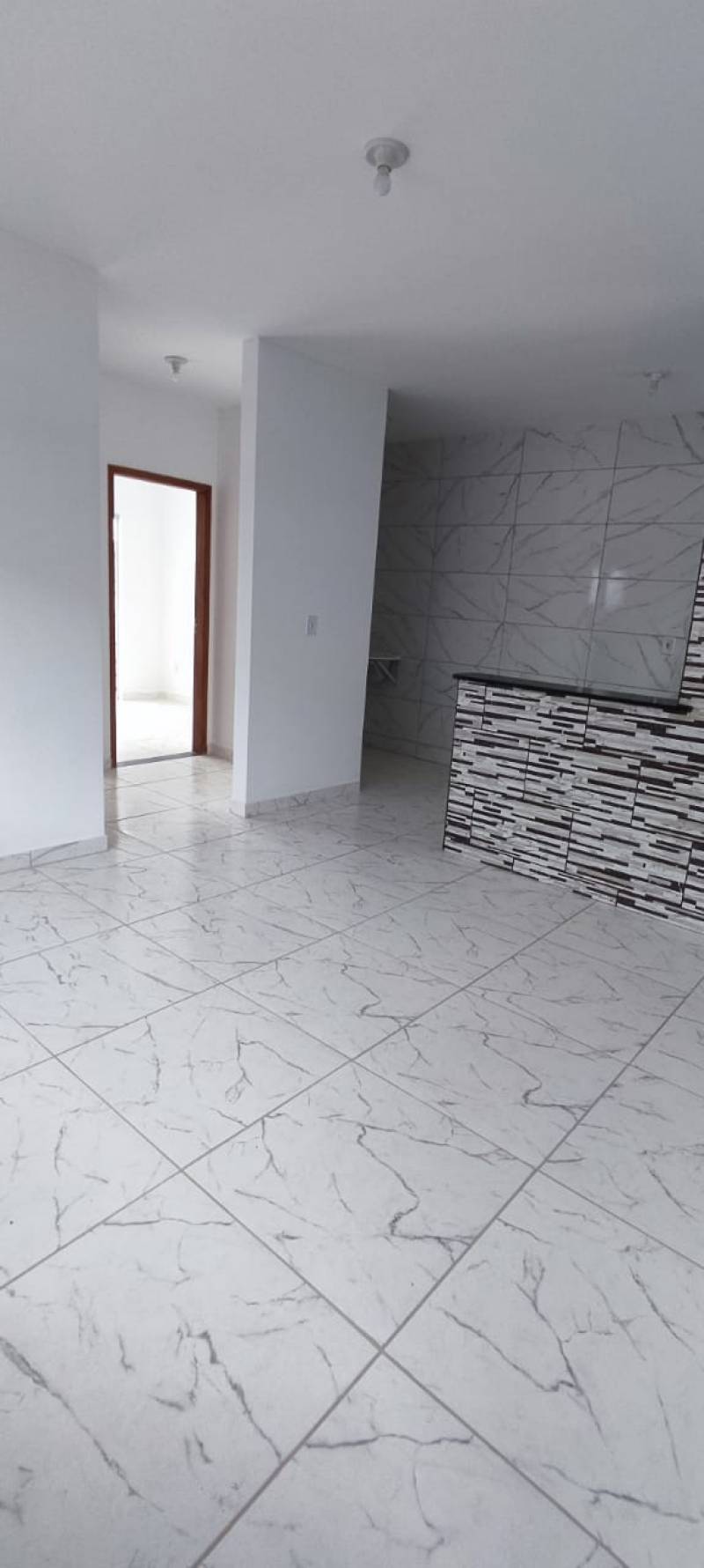 Vendo Apartamento de dois quartos no bairro Esplanada 5 em Valparaíso de Goiás - GO.