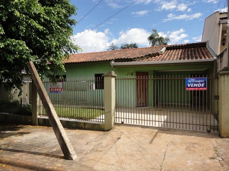 Alugo ou vendo casa no Jardim dos Passáros em  Arapongas- PR