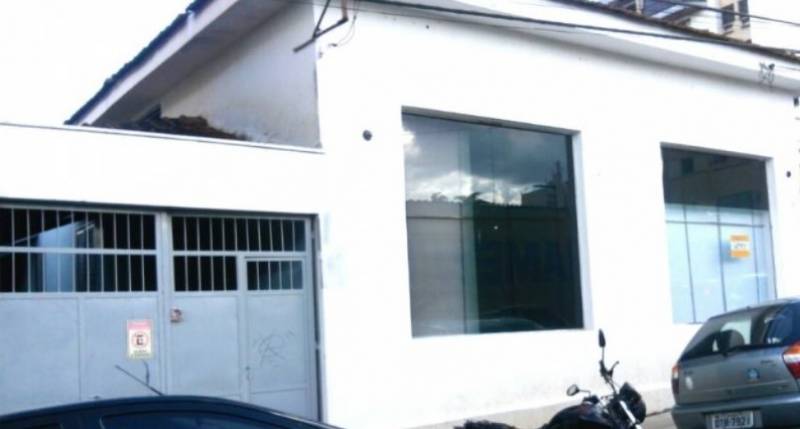 EXCELENTE IMÓVEL COMERCIAL/RESIDENCIAL - CENTRO (JESUS MARIA JOSÉ) - FRANCA