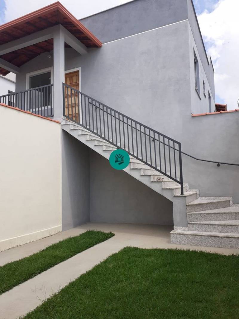 Casa geminada à venda 