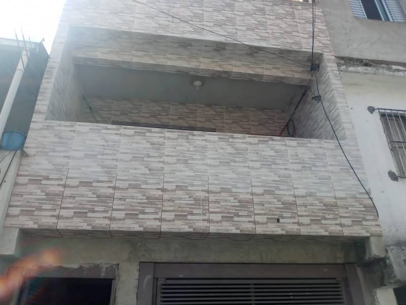 Sobrado inacabado 