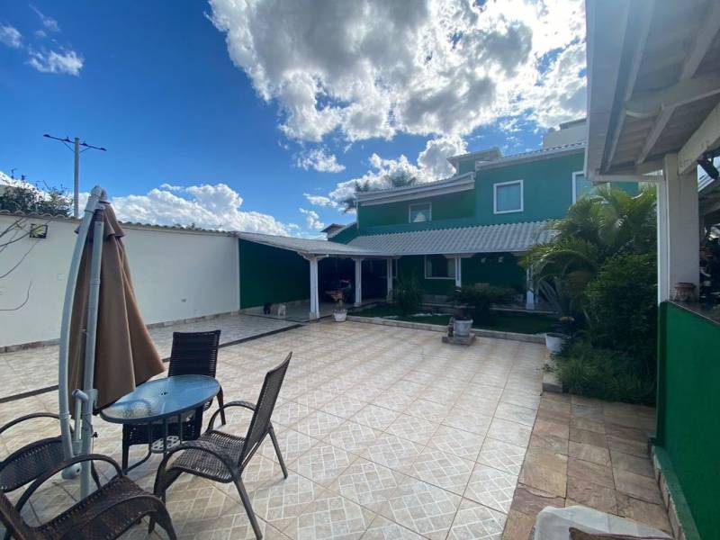 Casa Bairro Santa Mônica 6219