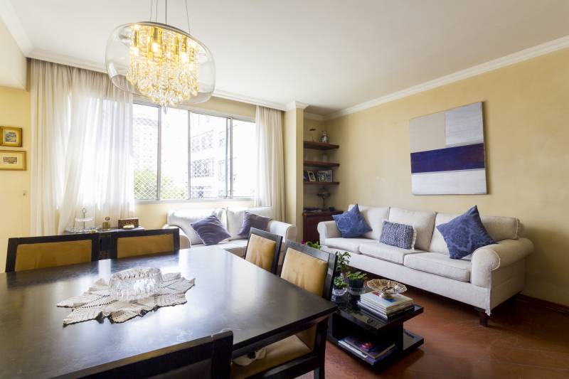Apartamento à venda com 107 m² de área útil