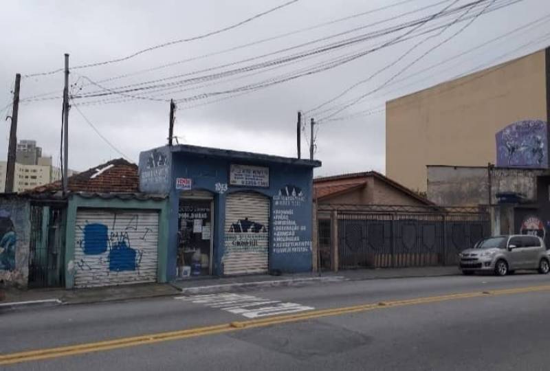 Vende se Casas com Salão comercial 