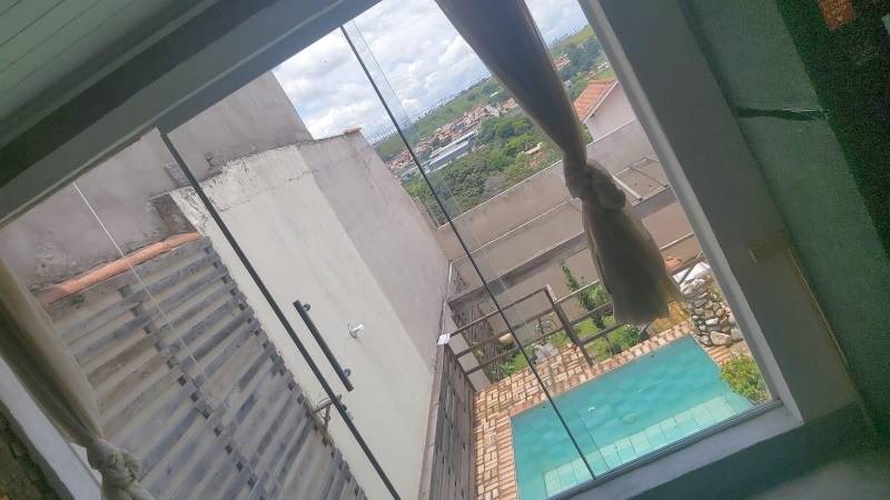 Casa 2 quartos com piscina