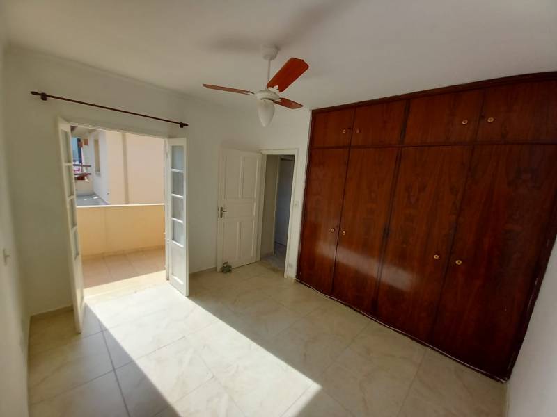 Sobrado de Vila para Locação no Bairro da Santa Terezinha
