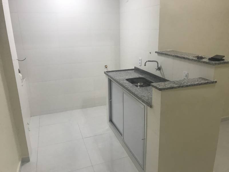 Aluguel 1 quarto- Rua Barão de Mesquita- Tijuca