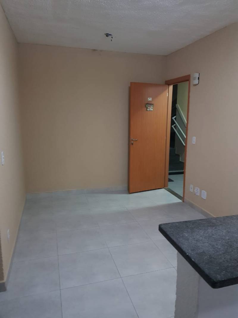 Aluga se apartamento 