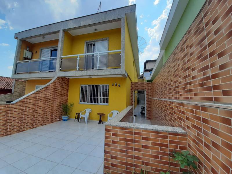 Lindo Sobrado em Raro estado de Conservação