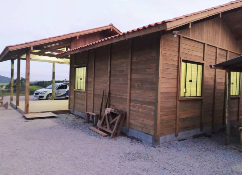Sítio a venda em Laranjal - Paulo lopes