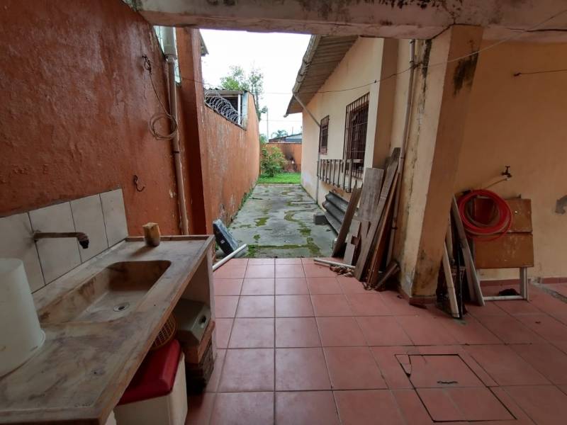 Casa Térrea, 3 Dorms à Venda, Balneário Flórida Mirim, 276 m² por R$ 255.000,00