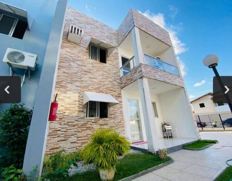 casa duplex em condomínio fechado 