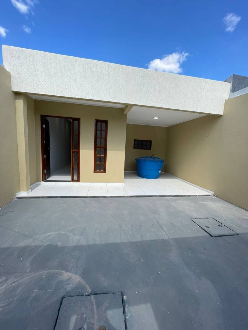 VENDE-SE CASA EM JUAZEIRO DO NORTE