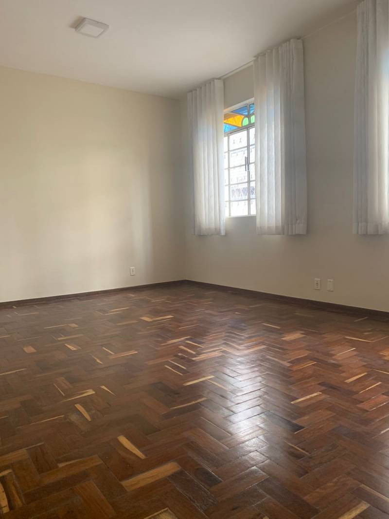 Apartamento lindo e super conservado no Santo Antônio