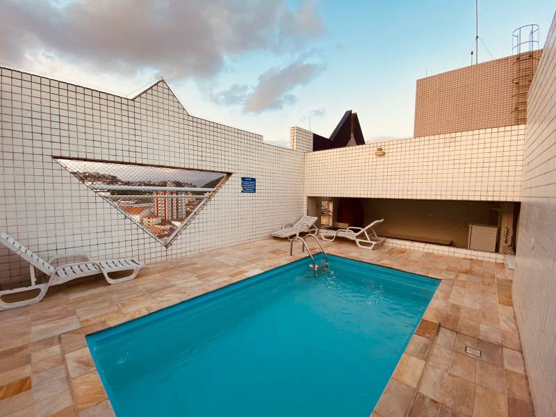 Apartamento 2 dormitórios com piscina 