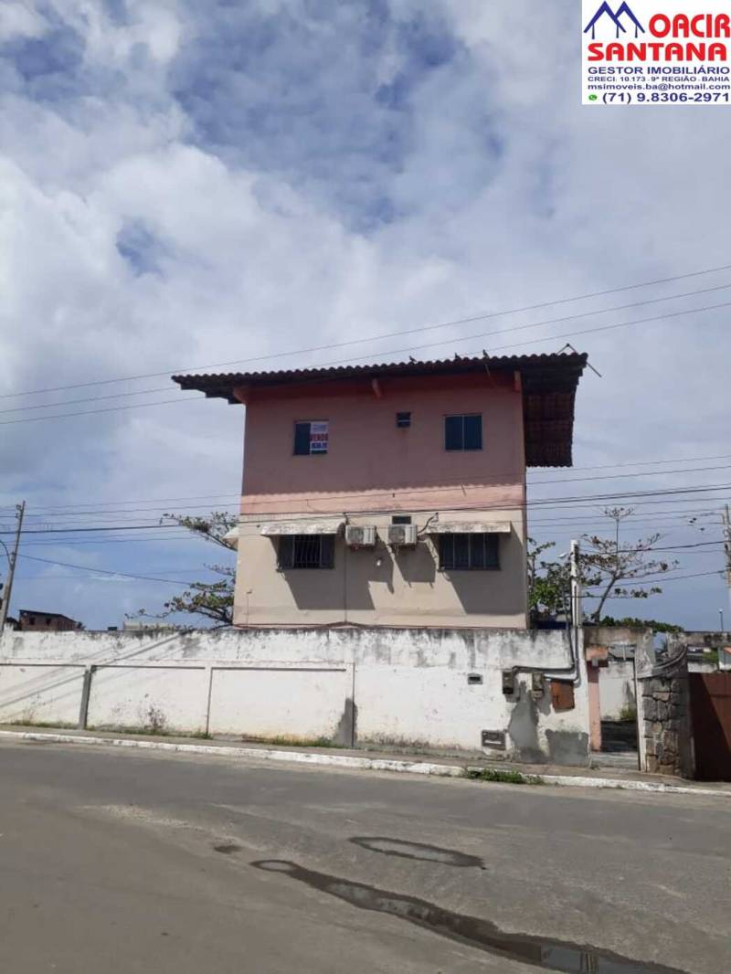 AREMBEPE, PRÉDIO COM 3 APARTAMENTOS.