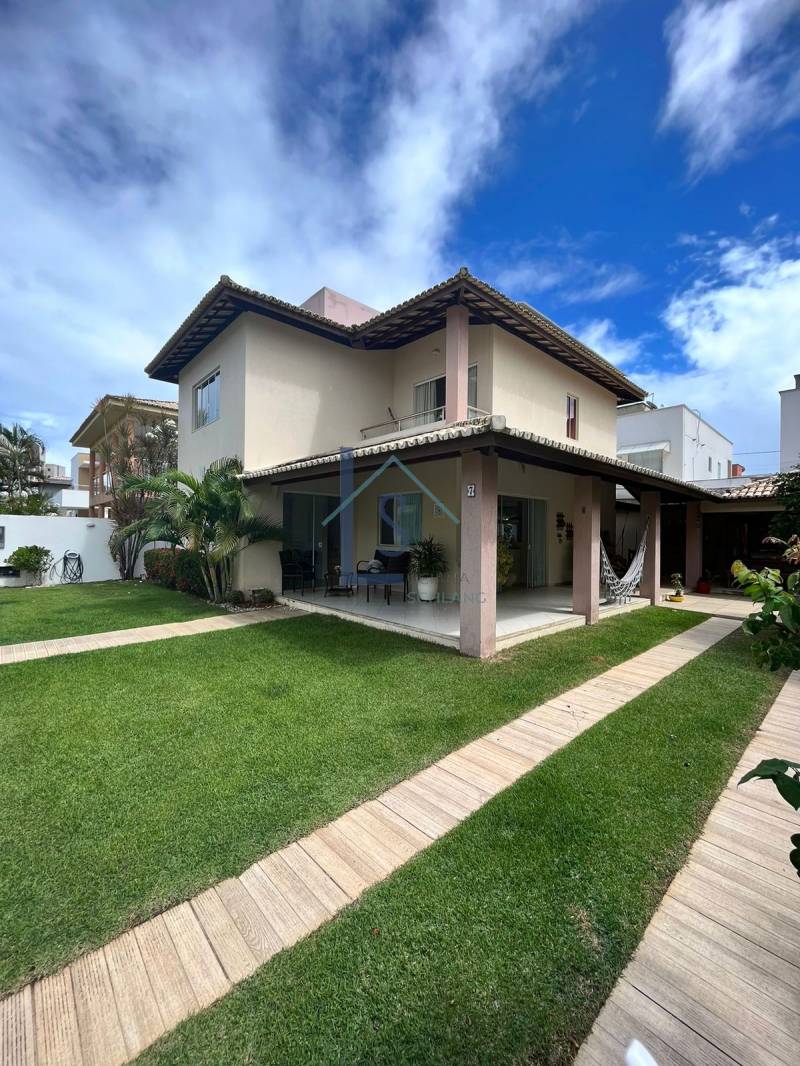 Charmosa casa no Condomínio Foz do Joanes
