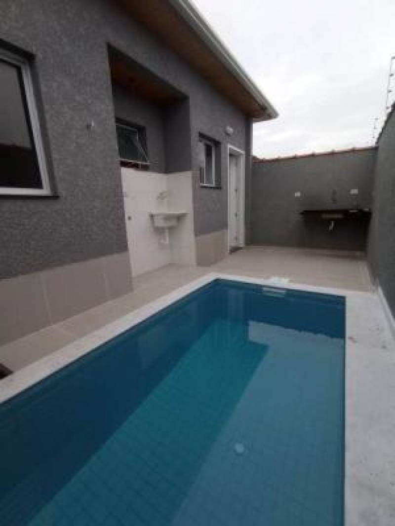 Casa em condomínio com piscina cod: 10713