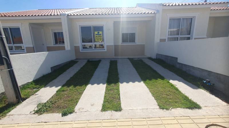 Casa em condomínio fechado