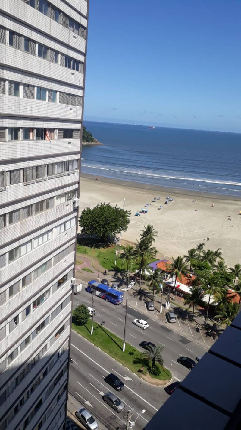 Apartamento de Frente a Praia, Edifício Jequitibá |  96 m. 
