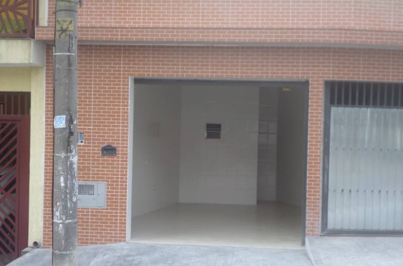 Salão prox. centro Osasco porta aut. nobreak, azulejado, piso porcelanato e WC